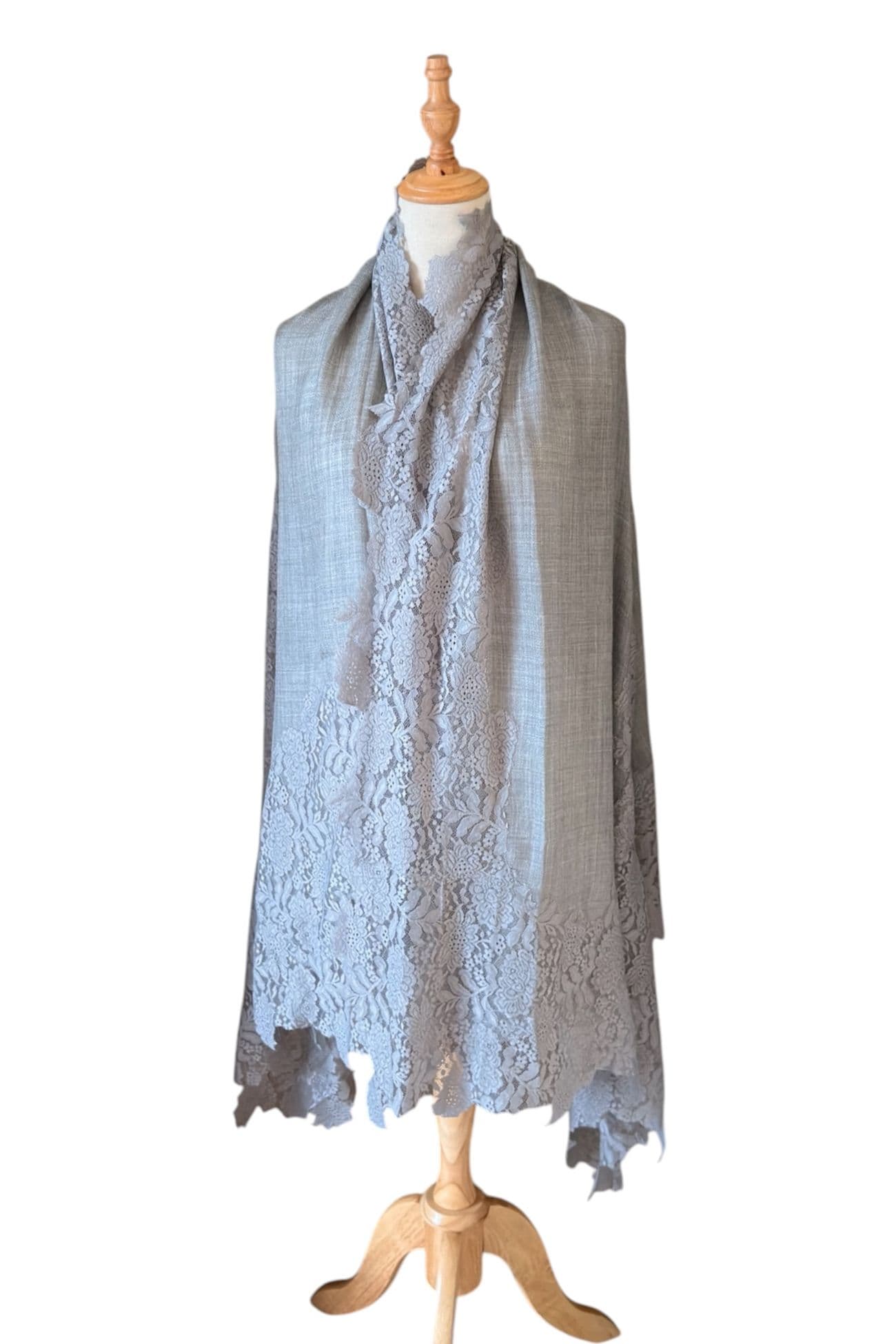 Lace Valentino Shawl — Gray